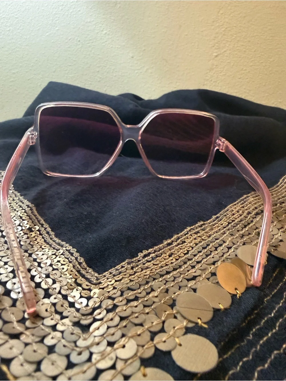 Oversized Pink Gradient Square Sunglasses